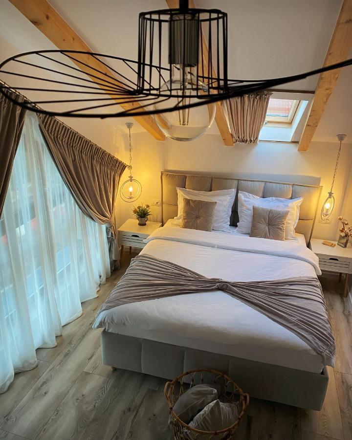 Queen'S Heart Guesthouse Bran  Esterno foto